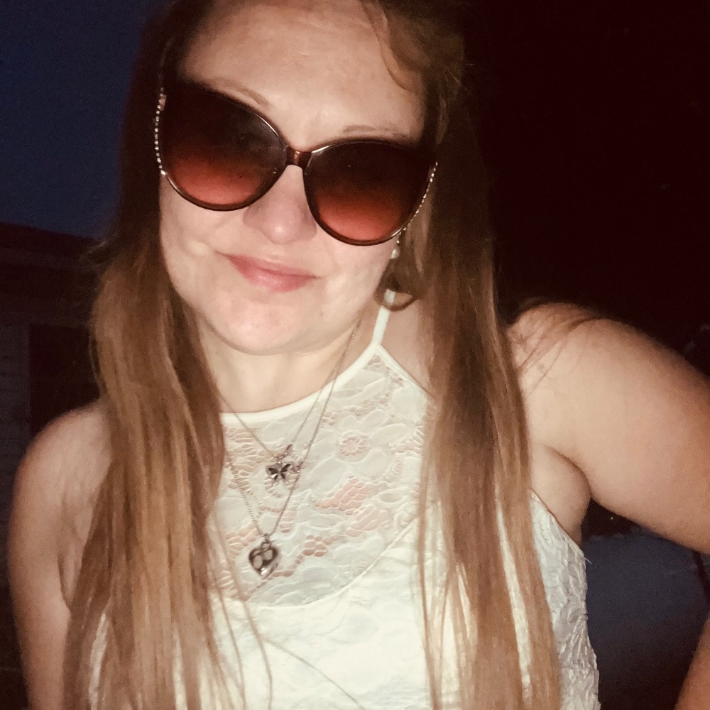 Meet your Posher, Skyla